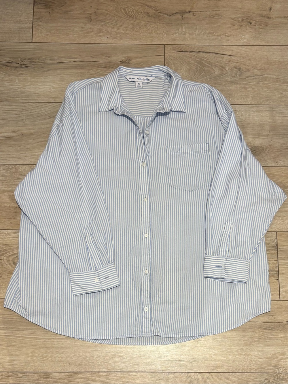 Old Navy Light Blue & White Striped Button-Down boyfriend Shirt XL